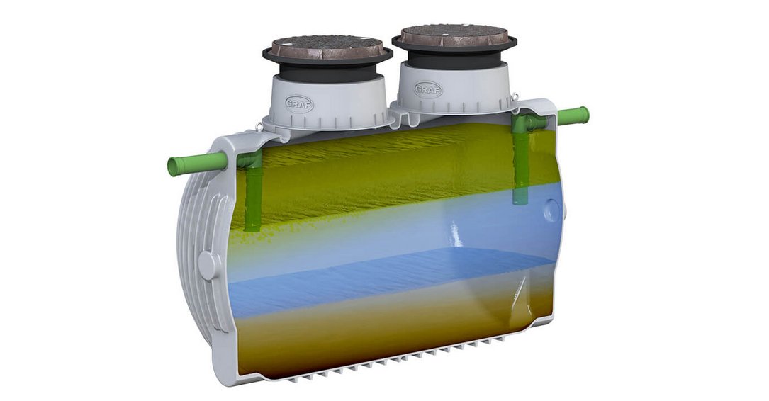 Light grey and black Grease Arrestor SC 5000 litre tank which has been sliced to reveal the grease separation process inside the tank. 